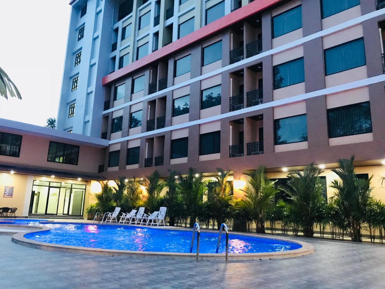 Отель Atk Garden Hills Хатъяй Экстерьер фото