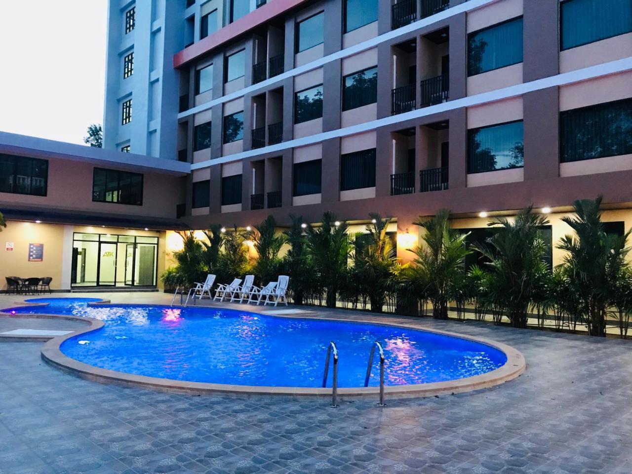 Отель Atk Garden Hills Хатъяй Экстерьер фото